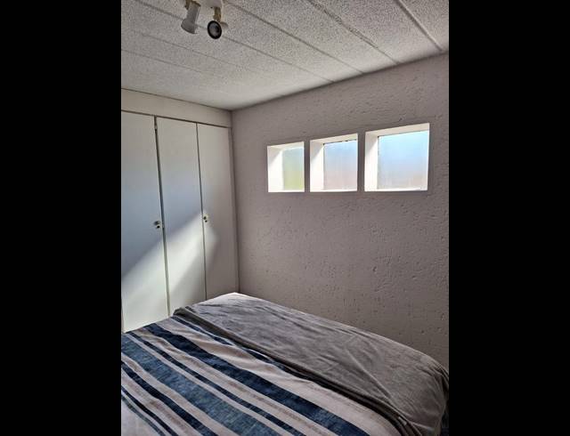 1 BEDROOM PROPERTY TO RENT IN BRYANSTON